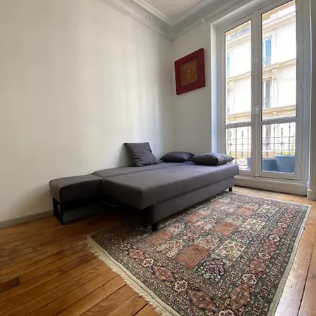 17 Proche Etoile Appartement