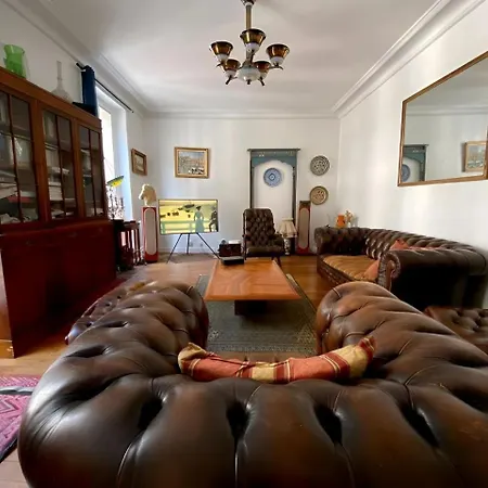 17 Proche Etoile Appartement *